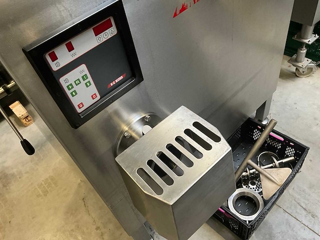 2012 k+g wetter mww e 130 vleesmolen - afbeelding 2 van  9