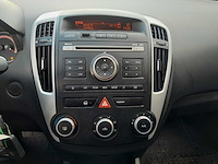 2012 kia cee’d stationwagen personenauto - afbeelding 4 van  25