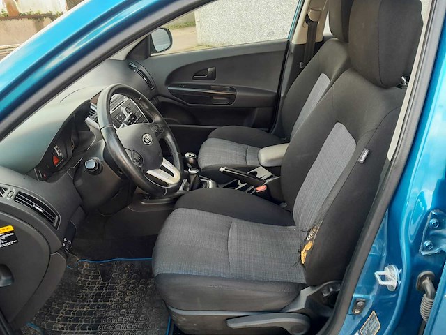 2012 kia cee’d stationwagen personenauto - afbeelding 5 van  25