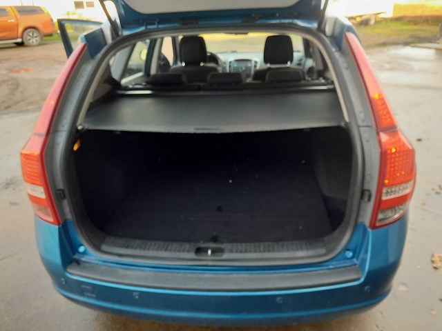 2012 kia cee’d stationwagen personenauto - afbeelding 8 van  25