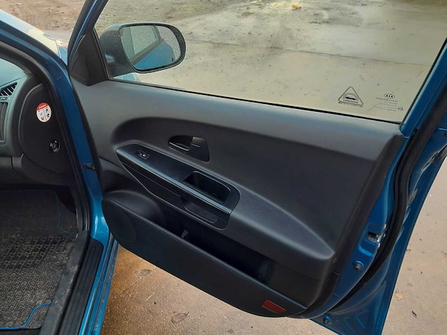 2012 kia cee’d stationwagen personenauto - afbeelding 9 van  25