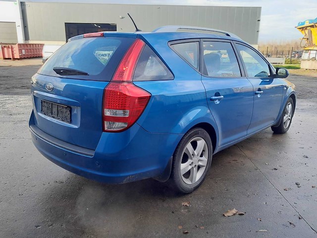 2012 kia cee’d stationwagen personenauto - afbeelding 20 van  25