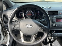 2012 kia new rio - afbeelding 13 van  38