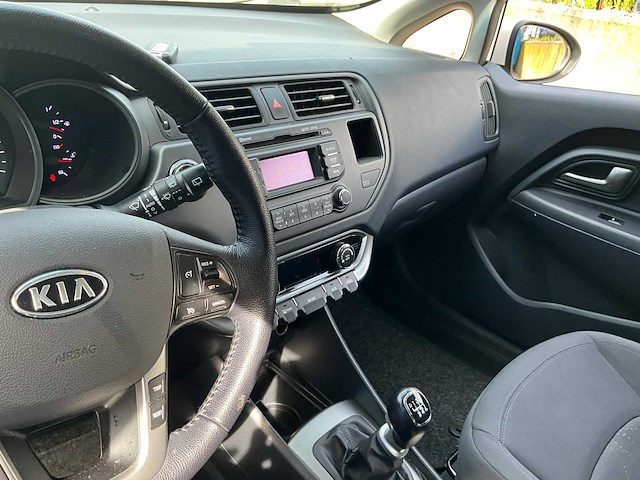 2012 kia new rio - afbeelding 19 van  38
