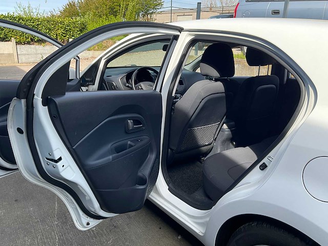 2012 kia new rio - afbeelding 21 van  38