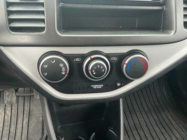 2012 kia picanto personenauto - afbeelding 8 van  25