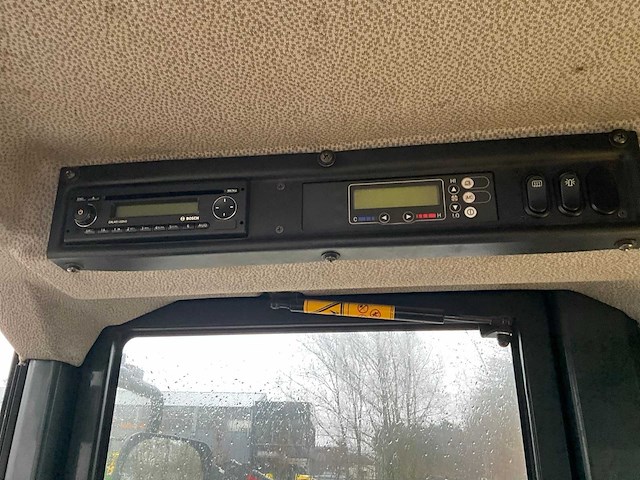 2012 komatsu wa320-6 wiellader - afbeelding 17 van  26