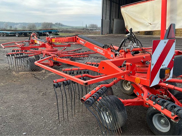 2012 kuhn ga 6632 rake - afbeelding 6 van  12