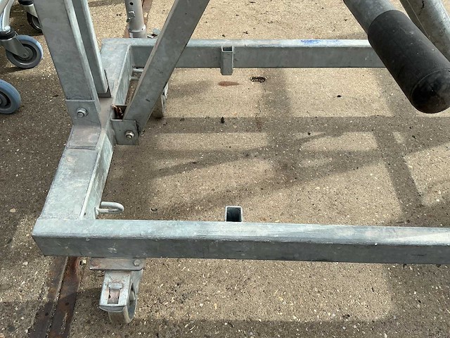 2012 luna kal 275 mobiele manuele montage lift - afbeelding 4 van  4