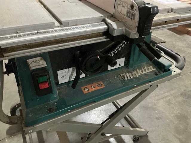 2012 makita 2704 tafelzaag - afbeelding 4 van  6