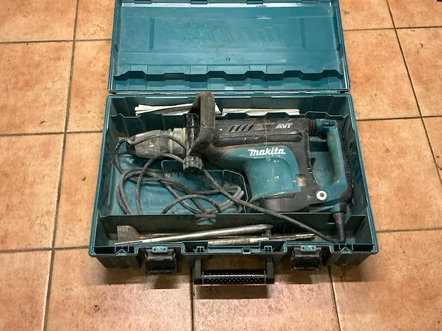 2012 makita hm1213c - elektrische breekhamer / sloophamer - afbeelding 1 van  6
