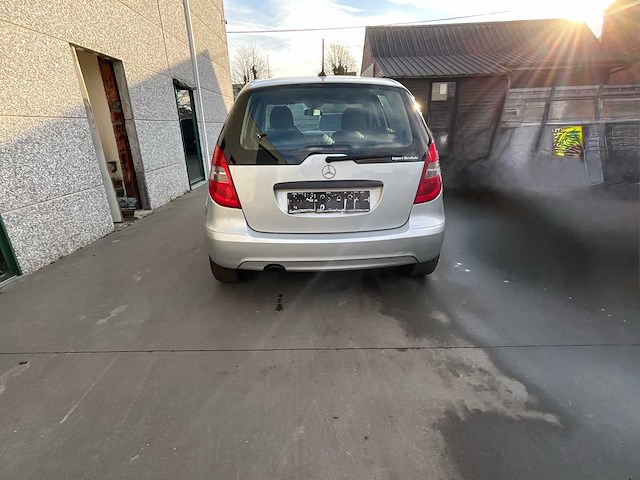 2012 mercedes-benz a 160 personenauto - afbeelding 21 van  26