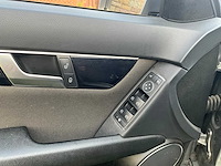 2012 mercedes-benz c200cdi - afbeelding 17 van  51