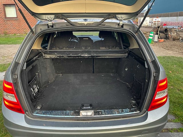 2012 mercedes-benz c200cdi - afbeelding 32 van  51