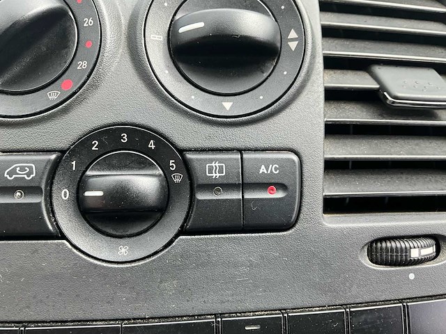 2012 mercedes-benz vito 110cdi - airco - afbeelding 31 van  54