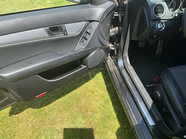 2012 mercedes c200 cdi - mooie staat - airco, navigatie,... - afbeelding 10 van  59