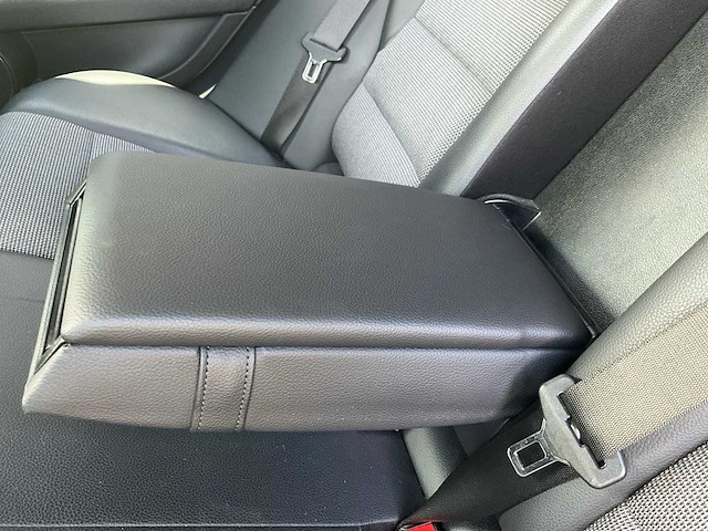 2012 mercedes c200 cdi - mooie staat - airco, navigatie,... - afbeelding 30 van  59