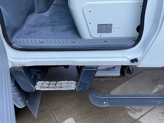 2012 mitsubishi canter fe85s/ds vrachtwagen - afbeelding 56 van  57