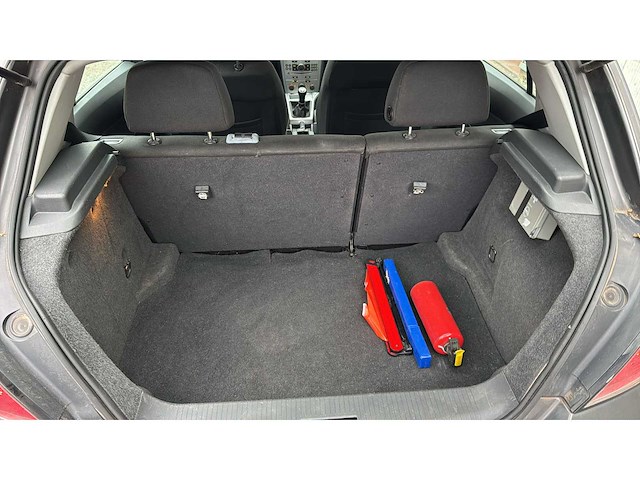 2012 opel astra personenauto - afbeelding 25 van  35
