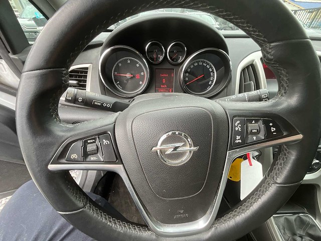 2012 opel astra sport tourer personenauto - afbeelding 18 van  29