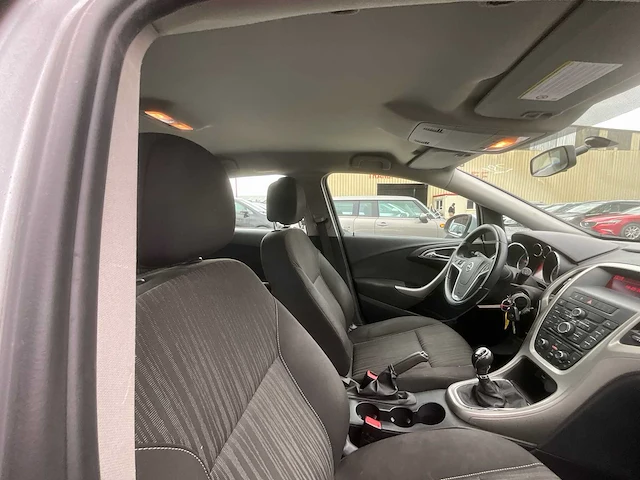 2012 opel astra sport tourer personenauto - afbeelding 13 van  29