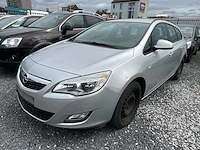 2012 opel astra sport tourer personenauto