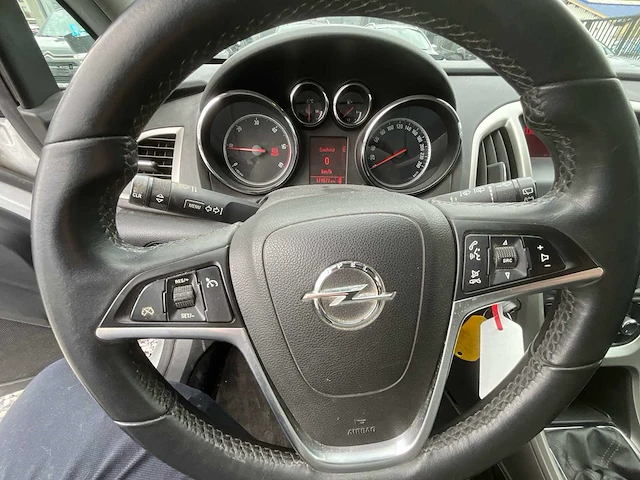 2012 opel astra sport tourer personenauto - afbeelding 25 van  29