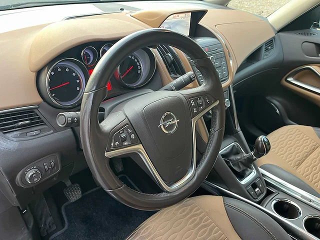 2012 opel zafira tourer - personenauto - afbeelding 8 van  23