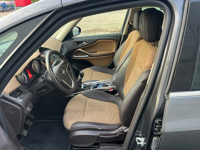 2012 opel zafira tourer - personenauto - afbeelding 11 van  23