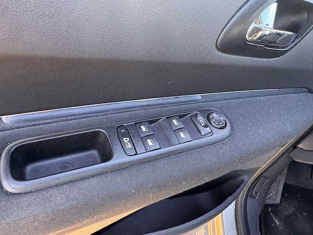 2012 peugeot 5008 - afbeelding 8 van  28