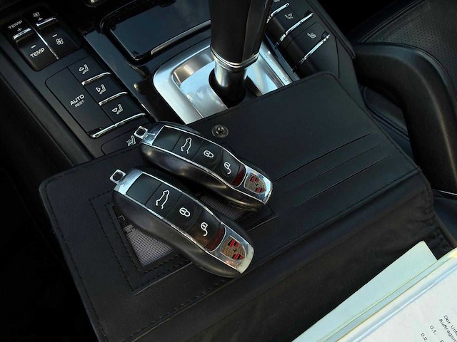 2012 porsche cayenne gts pack - afbeelding 17 van  29