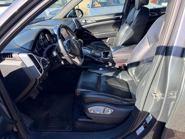 2012 porsche cayenne gts pack - afbeelding 29 van  29