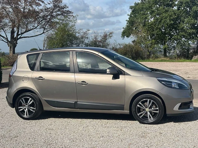 2012 renault mégane scénic auto 1,6 benzine – 110 pk - 206.000 km - afbeelding 13 van  17