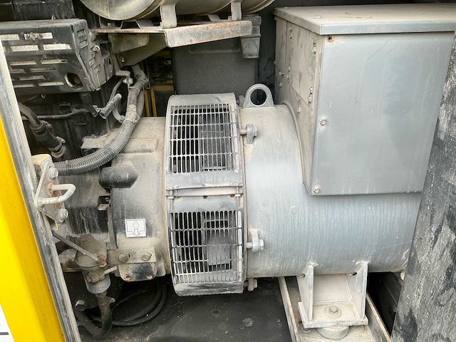 2012 sdmo r220c3/johndeere stroomgenerator - afbeelding 4 van  6