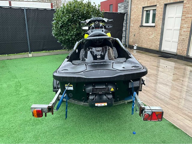 2012 sea-doo rxt 260 rs jetski - 179h - zeer mooie staat - afbeelding 14 van  18