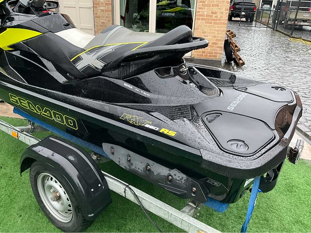 2012 sea-doo rxt 260 rs jetski - 179h - zeer mooie staat - afbeelding 16 van  18