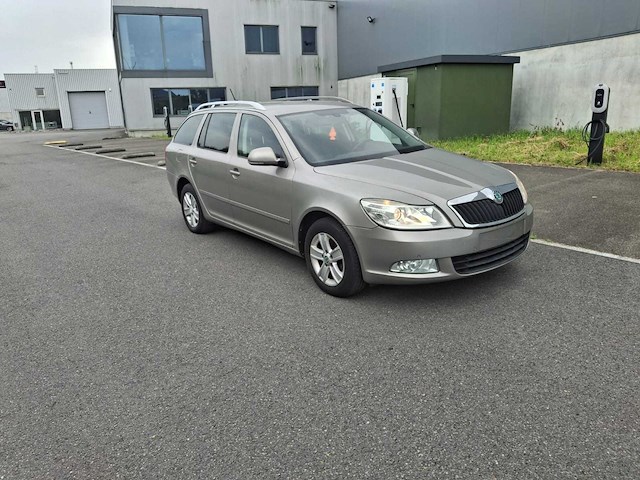 2012 skoda octavia personenauto - afbeelding 15 van  18