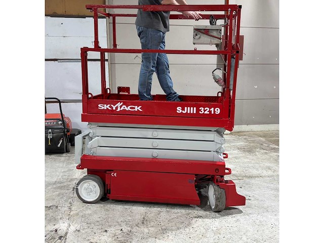2012 sky jack iii-3219 hoogwerker - functioneel - afbeelding 3 van  5