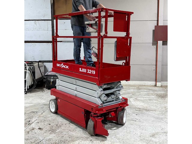 2012 sky jack iii-3219 hoogwerker - functioneel - afbeelding 5 van  5