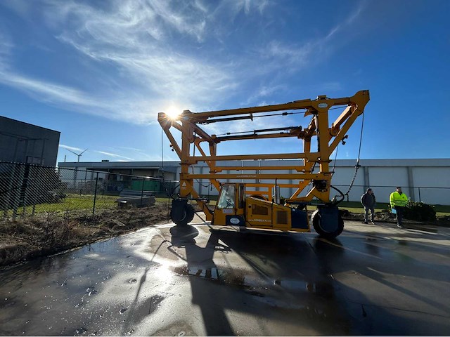 2012 straddle carier sc3t combilift (72102-2) - afbeelding 2 van  15