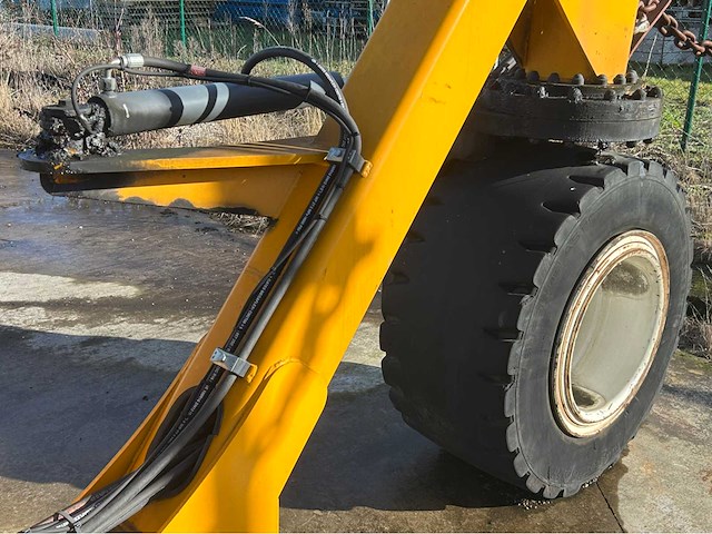 2012 straddle carier sc3t combilift (72102-2) - afbeelding 6 van  15