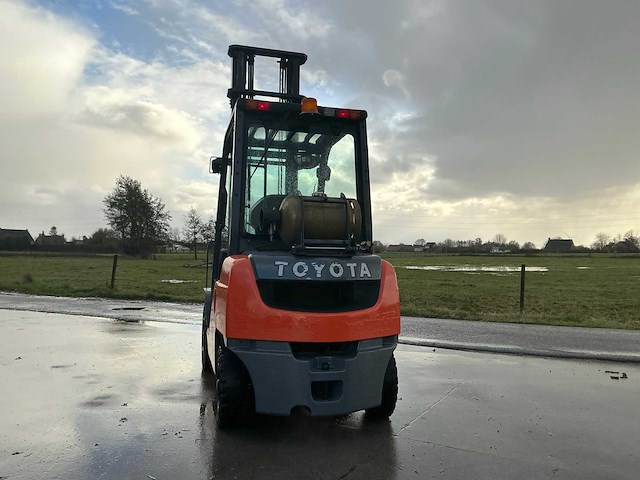 2012 toyota 028fgf25 vorkheftruck - afbeelding 30 van  42