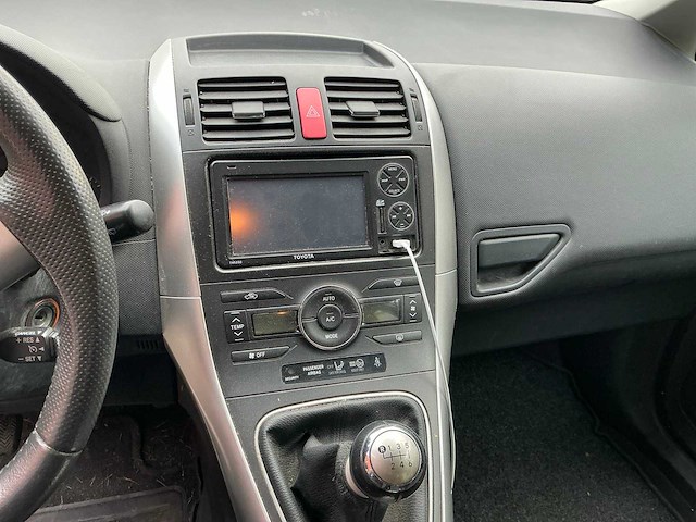 2012 toyota auris personenauto - afbeelding 9 van  31
