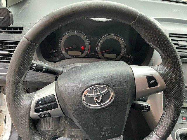2012 toyota auris personenauto - afbeelding 11 van  31