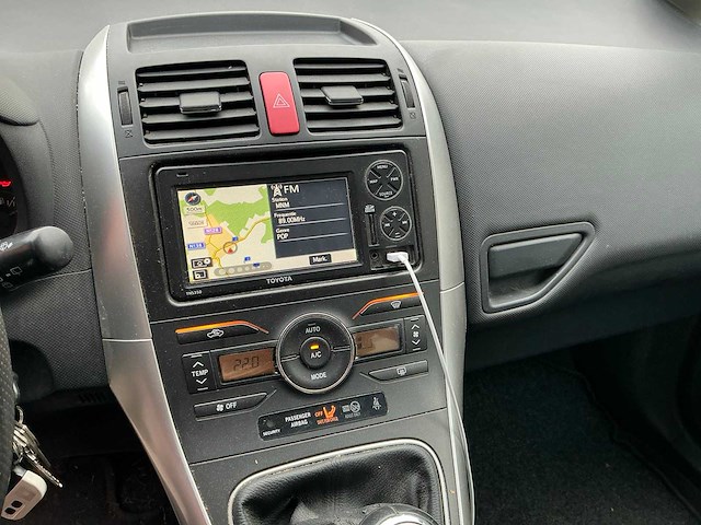 2012 toyota auris personenauto - afbeelding 13 van  31