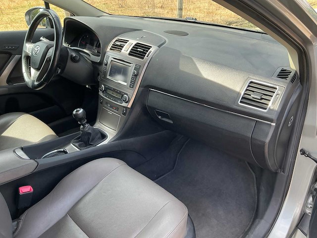 2012 toyota avensis t27 - afbeelding 25 van  40