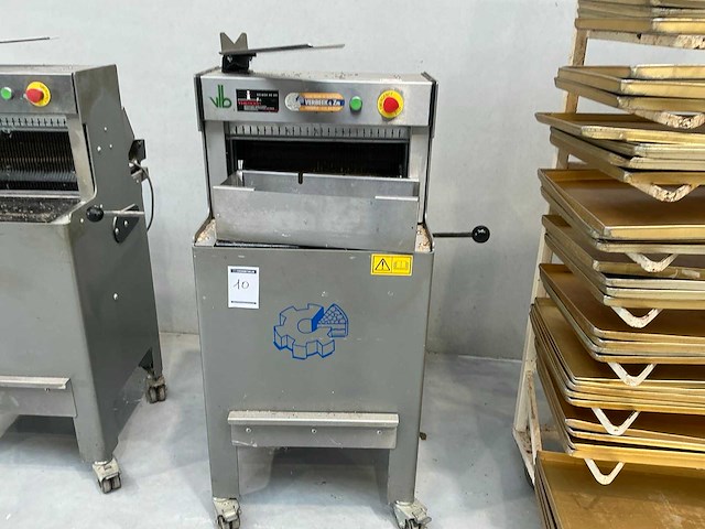 2012 vanlierde valbo rvs broodsnijmachine - afbeelding 3 van  4
