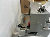 2012 vanlierde valbo rvs broodsnijmachine - afbeelding 4 van  4