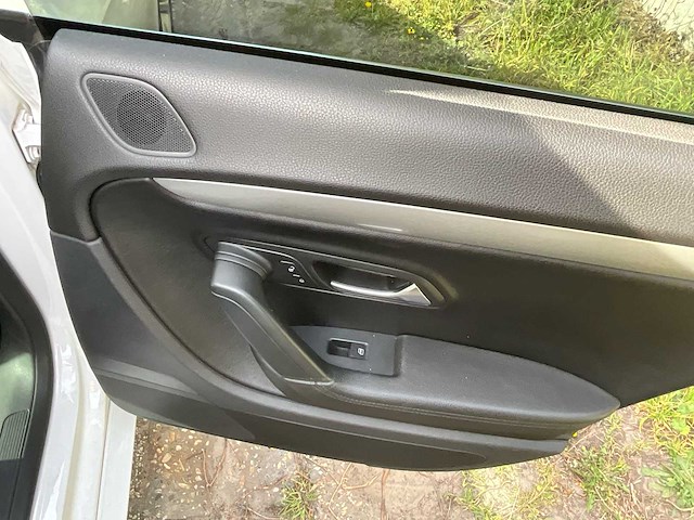 2012 volkswagen cc sport - personenauto - afbeelding 14 van  24
