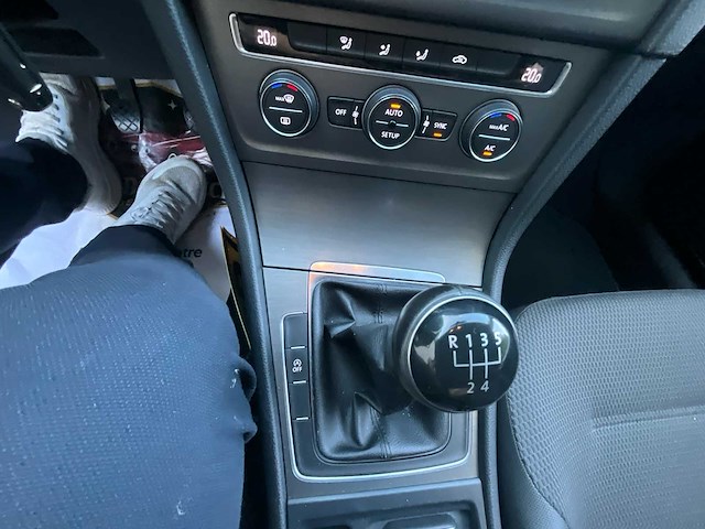 2012 volkswagen golf (vii) - personenauto - afbeelding 11 van  22